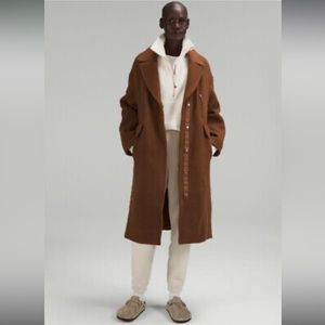 Lululemon Long Wool Coat- sz 8 - GORGEOUS!!